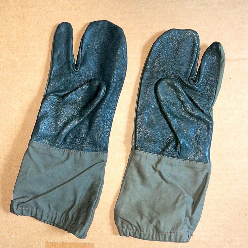 Vintage military style leather and canvas trigger finger mittens shooting gloves